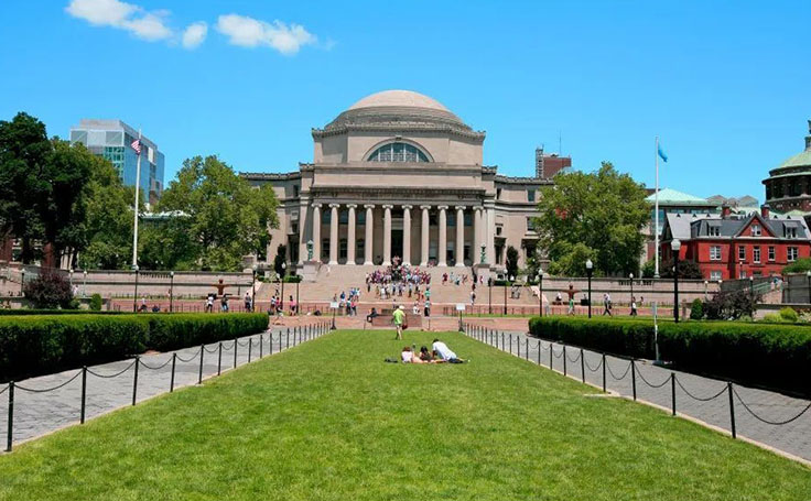 各高校藝術(shù)擺盤文創(chuàng)產(chǎn)品合作案例