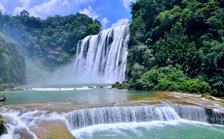 黃果樹瀑布景區(qū)文創(chuàng)合作案例