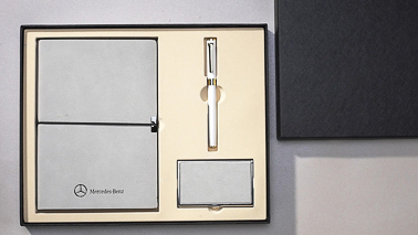 為什么大型企業(yè)都會選擇個性禮品定制？