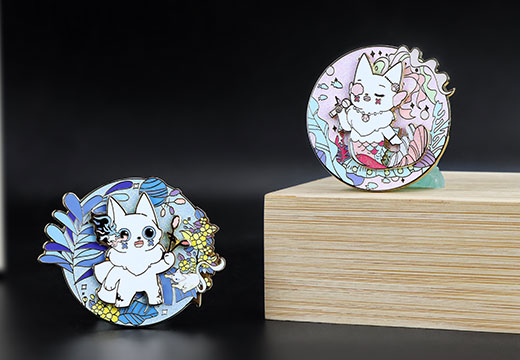 山海經(jīng)小藏金屬旋轉(zhuǎn)徽章定制